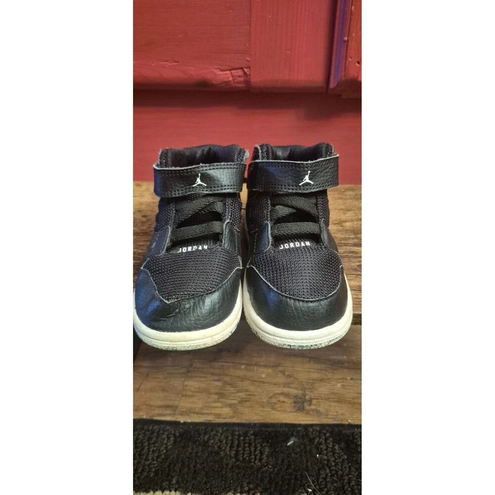 Nike Air Jordan 1 Flight 4 Prem Toddler Size 8C 828244-010 Black White EUC